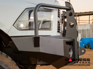 Dodge Ram 2500/ 3500 Magnum Grille Guard Series - Winch Bumper w/o Parking Sensors - Round - Front